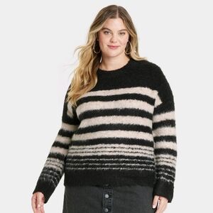 Women's Boucle Crewneck Pullover Sweater Universal Thread Black/Cream Stripe 3X